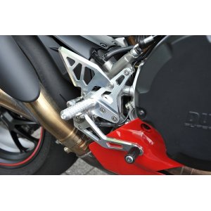 画像: AELLA：アエラ  ライディングステップキット DUCATI ドゥカティ SBK,Monster,Diavel他